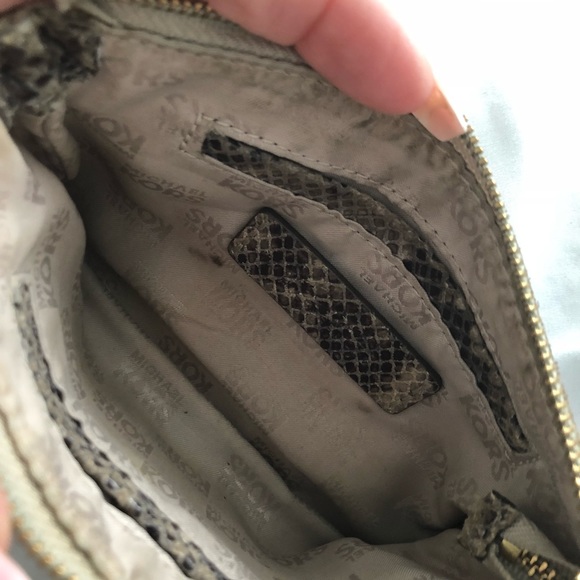 Authentic Michael Kors python wristlet - Picture 5 of 8